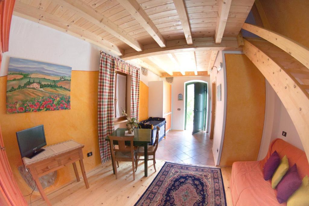 Agriturismo Revena Brentino Belluno Rom bilde